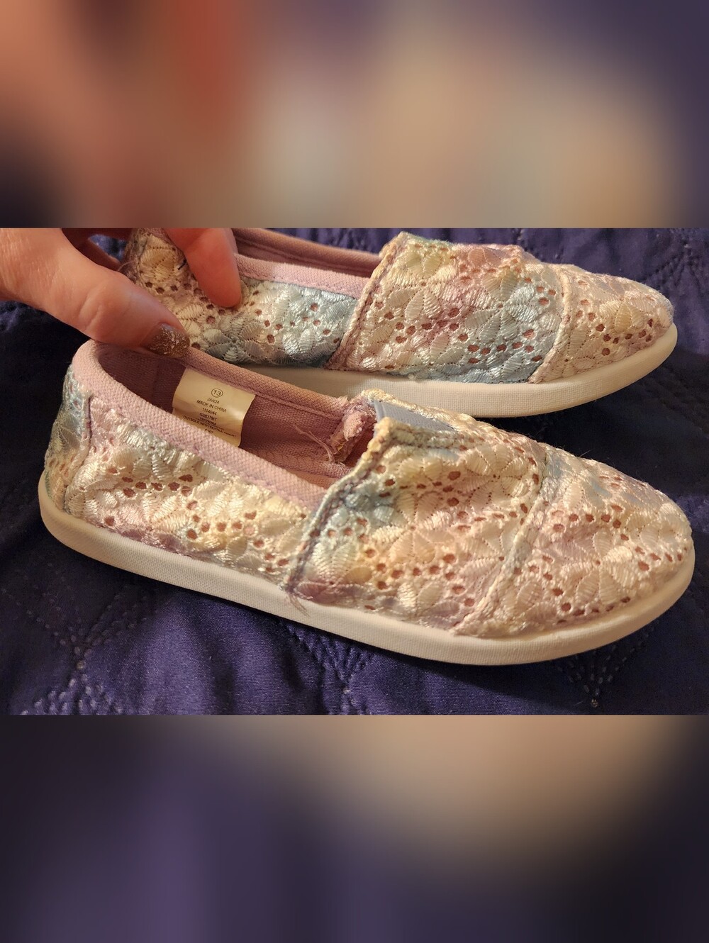 Gigil Girls Size 13 Pastel Floral Lace Slip On Shoes